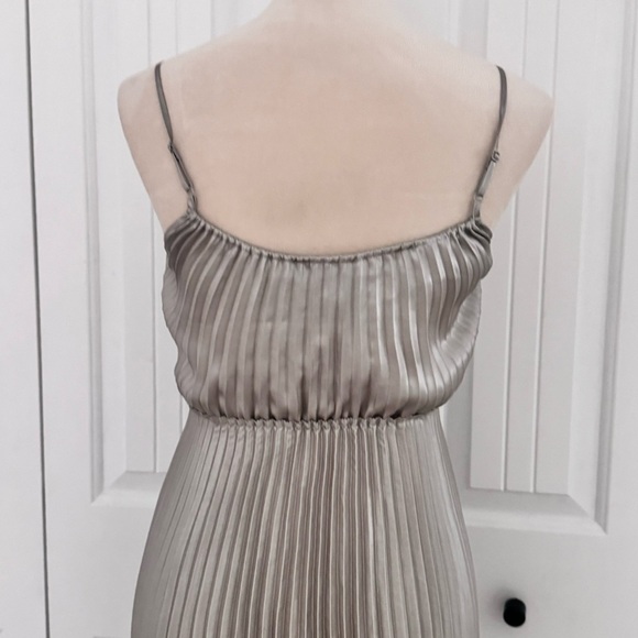 NWOT Allsaints Silvi Metalic Cream Champagne Plated Dress Size XS - Picture 13 of 17
